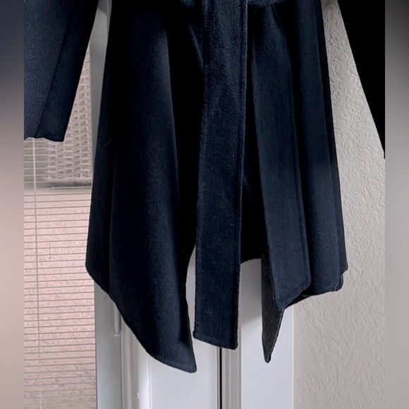 *NEW* - MICHAEL KORS WOMEN’S BLACK BELTED COAT - Picture 2 of 11